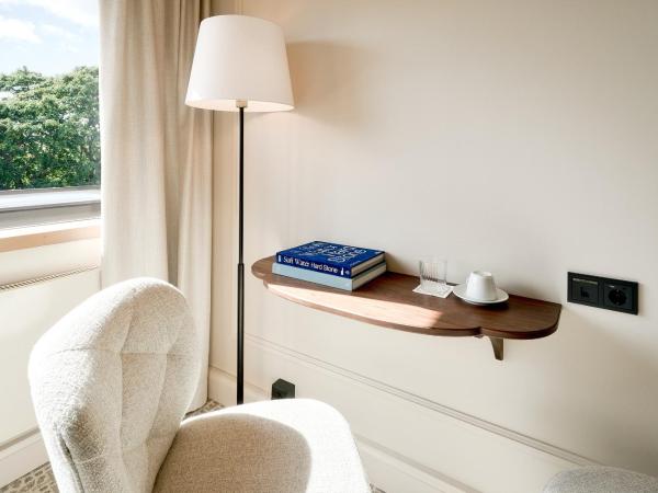 Villa Dahlia : photo 4 de la chambre chambre supérieure - vue sur parc