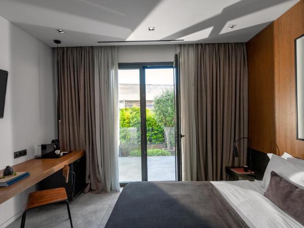 The Editor Hotel Athens : photo 7 de la chambre hébergement - jardin sur toit supérieur
