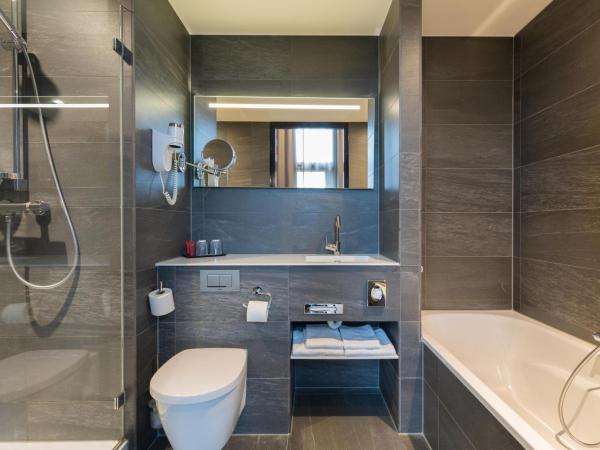 Leonardo Hotel Groningen : photo 5 de la chambre suite junior