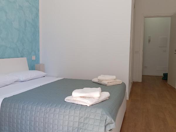 Soggiorno Isola Milano : photo 3 de la chambre chambre double avec salle de bains privative