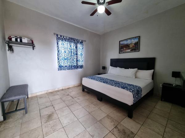 HOTEL PUERTO MORELOS cuernavaca : photo 4 de la chambre chambre double