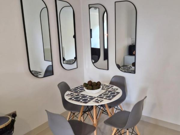 En-suites Suites - Leeds City Retreat with Kitchenette- LGI Hospital- University - Contractors - Short Stays : photo 3 de la chambre chambre double supérieure