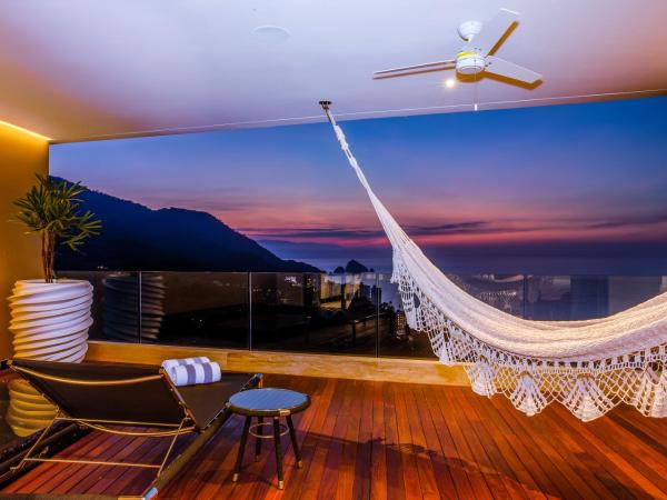 Hotel Mousai - Adults Only : photo 5 de la chambre suite junior mousai avec 2 lits doubles - exposée sud - vue sur océan