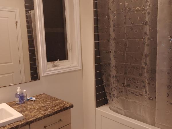 ViceHaven : photo 2 de la chambre chambre double avec salle de bains commune