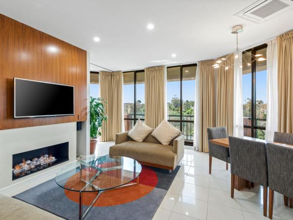 Amora Hotel Riverwalk : photo 1 de la chambre appartement 3 chambres avec vue sur parc