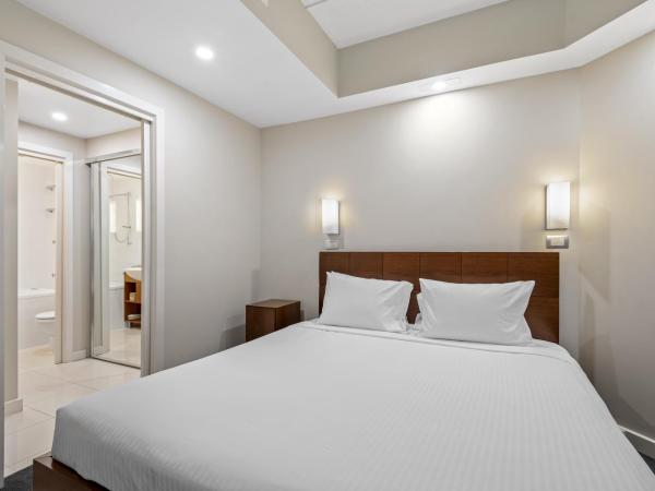 Amora Hotel Riverwalk : photo 5 de la chambre appartement 3 chambres avec vue sur parc