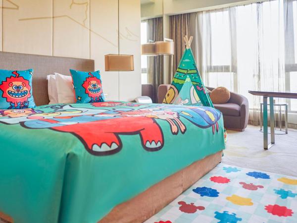 Holiday Inn Shanghai Hongqiao, an IHG Hotel : photo 2 de la chambre chambre lit king-size standard