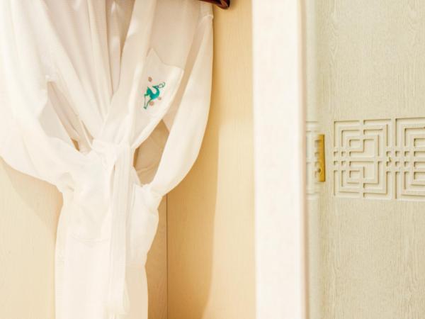 Luhuitou State Guesthouse & Resort : photo 6 de la chambre chambre lits jumeaux deluxe - vue sur mer