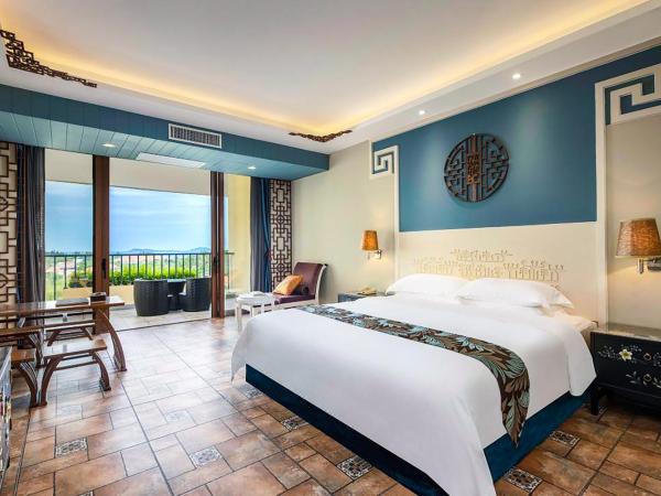 Luhuitou State Guesthouse & Resort : photo 5 de la chambre chambre lit king-size deluxe - vue sur mer