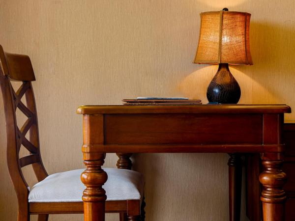 Luhuitou State Guesthouse & Resort : photo 3 de la chambre chambre lit king-size supérieure - vue sur océan