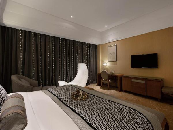 Grand Scent Hotel : photo 4 de la chambre chambre lit king-size deluxe