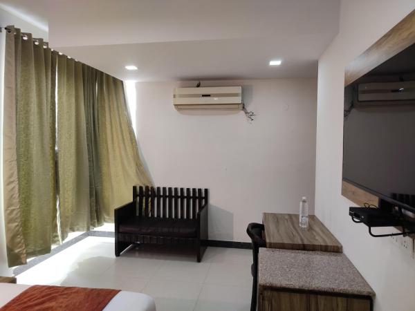 Pacific Inn Green, Gurgaon : photo 9 de la chambre chambre lit king-size