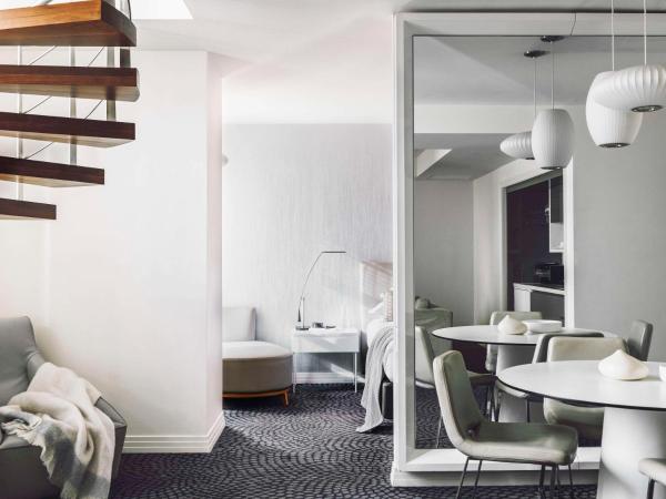 The Como Melbourne : photo 1 de la chambre loft penthouse with spa bath and sauna