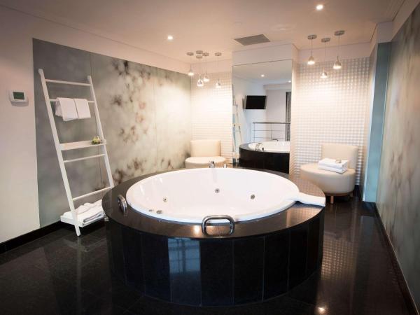 The Como Melbourne : photo 8 de la chambre loft penthouse with spa bath and sauna