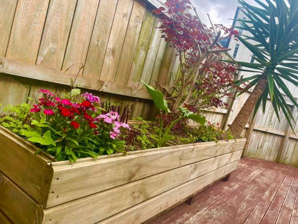 Newmarket Cozy-home : photo 5 de la chambre chambre double avec patio