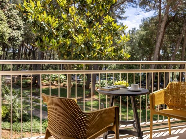 Sunny Krk by Valamar : photo 2 de la chambre junior suite for 2+2 seaside