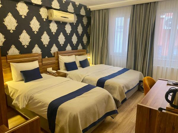 Era Palace Hotel : photo 8 de la chambre chambre triple standard - annexe