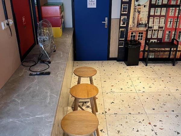 Heart of Amsterdam Hostel : photo 6 de la chambre lit dans dortoir mixte de 6 lits