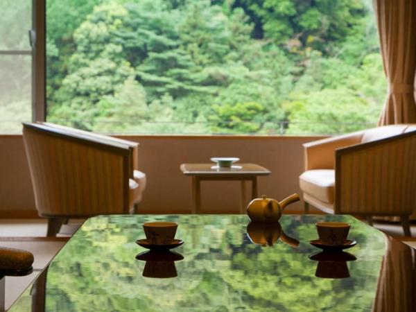 Arima Onsen Gekkoen Korokan : photo 3 de la chambre superior japanese style room with private bathroom - meals service in room