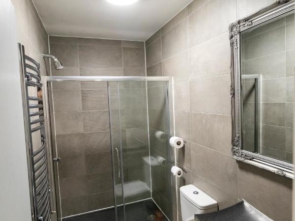 Euro Hotel : photo 2 de la chambre suite familiale