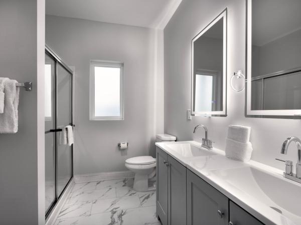 Ocean Escape Condos North : photo 4 de la chambre three-bedroom condo with balcony