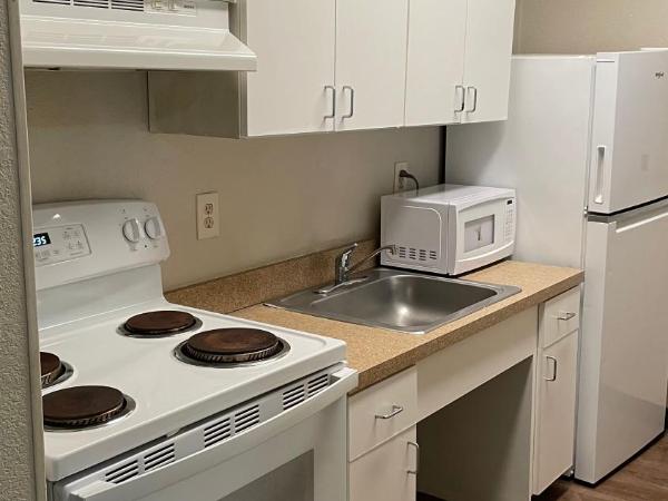 Sonesta Simply Suites Memphis : photo 3 de la chambre studio de luxe avec 1 lit queen-size - non-fumeurs