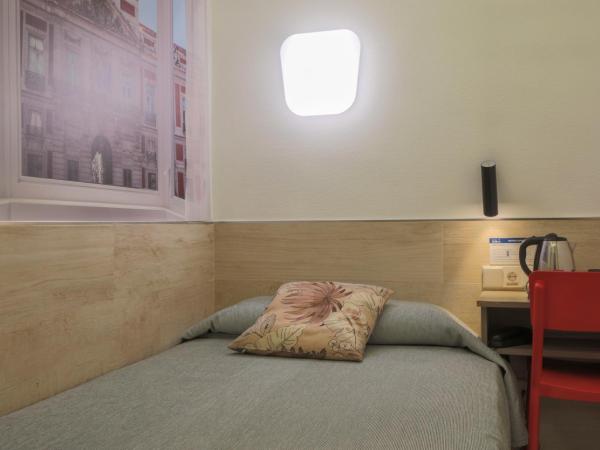 Hostal Castilla II Puerta del Sol : photo 10 de la chambre chambre simple Économique