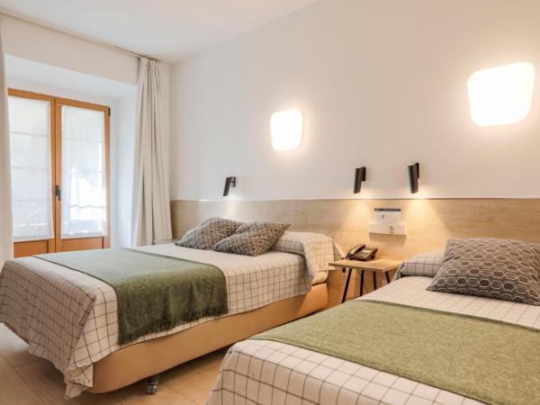 Hostal Castilla II Puerta del Sol : photo 1 de la chambre chambre lits jumeaux