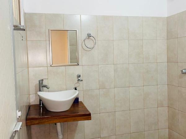 Casa Laura : photo 7 de la chambre chambre double avec salle de bains privative extérieure