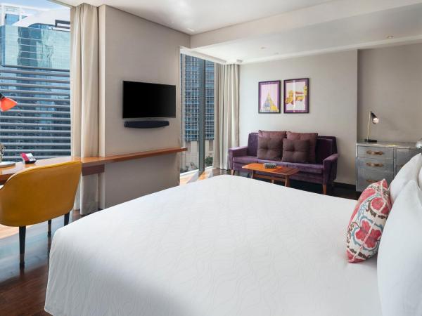 Hotel Indigo Bangkok Wireless Road, an IHG Hotel : photo 2 de la chambre chambre lit king-size standard - Étage supérieur