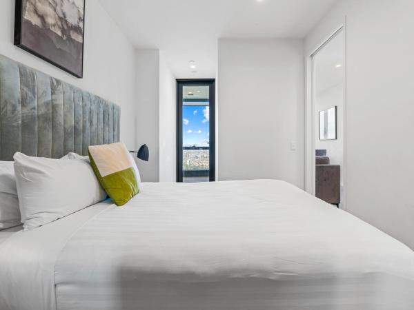 CLLIX Australia 108 Apartments : photo 4 de la chambre one bedroom sky high apartment