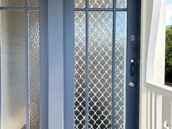 Newmarket Cozy-home : photo 5 de la chambre chambre double avec salle de bains privative