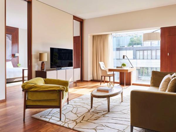 Park Hyatt Zurich - City Center Luxury : photo 1 de la chambre suite