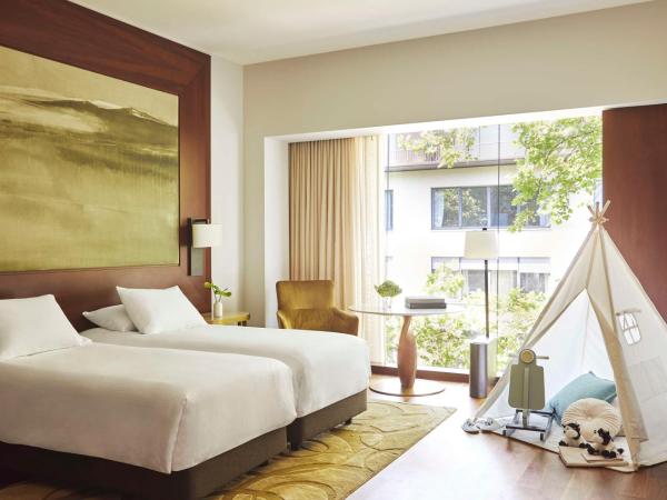 Park Hyatt Zurich - City Center Luxury : photo 2 de la chambre chambre familiale