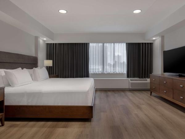 Doubletree by Hilton London : photo 3 de la chambre suite 1 chambre lit king-size