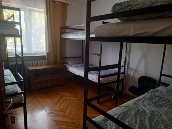 Hostel 22 : photo 2 de la chambre lit dans dortoir pour femmes de 4 lits