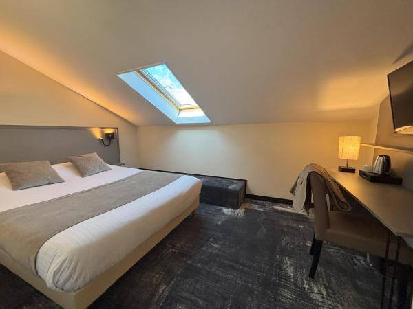 Hôtel Le Valois, Cognac Centre : photo 10 de la chambre chambre lit queen-size 