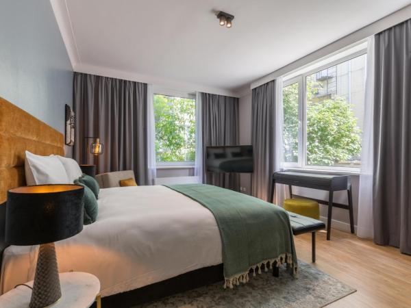 Leonardo Hotel Antwerp The Plaza : photo 6 de la chambre appartement 4 chambres