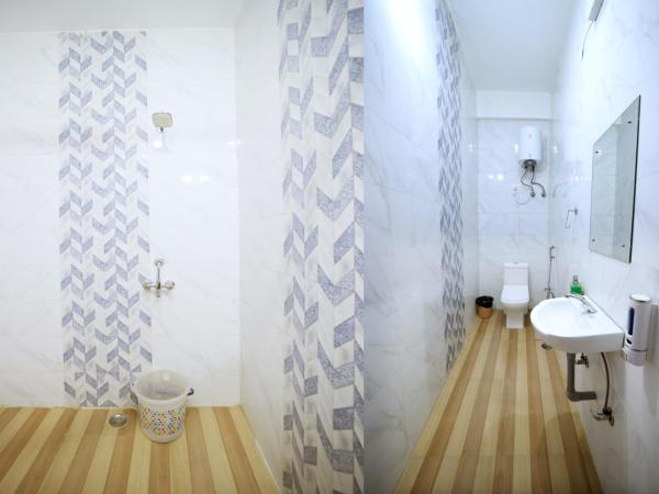 Hotel Taj Niwas : photo 5 de la chambre chambre standard lit queen-size