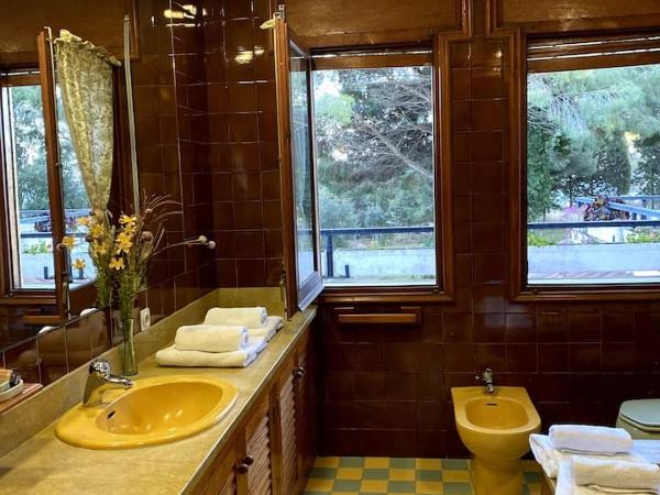 Villa Allyson B&B : photo 9 de la chambre studio avec balcon 