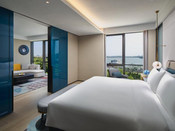 Hotel Indigo Suzhou Jinji Lake, an IHG Hotel : photo 5 de la chambre one-bedroom suite jinji lake view