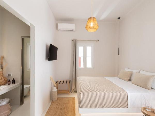 Lotus iΝ & Aroma iN , Mykonos Town : photo 1 de la chambre chambre double deluxe avec balcon