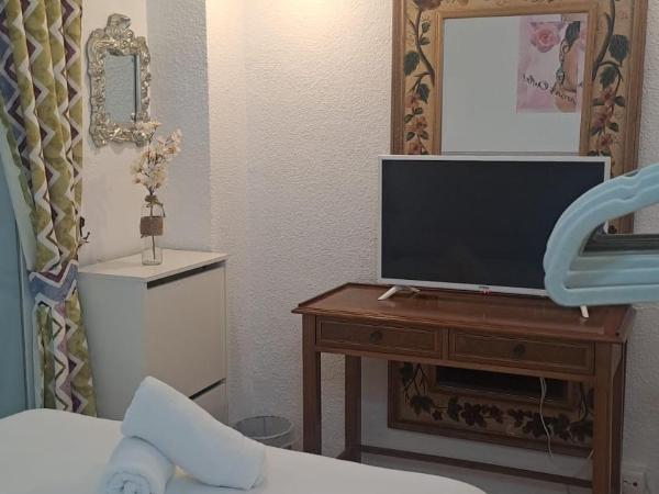 Hostal Costa Azul : photo 2 de la chambre chambre double ou lits jumeaux