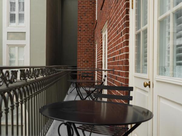 Bourbon Orleans Hotel : photo 4 de la chambre chambre lit queen-size avec balcon