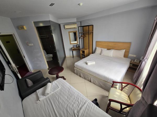 AL Amin Family Friendly Hotel : photo 2 de la chambre chambre triple Économique