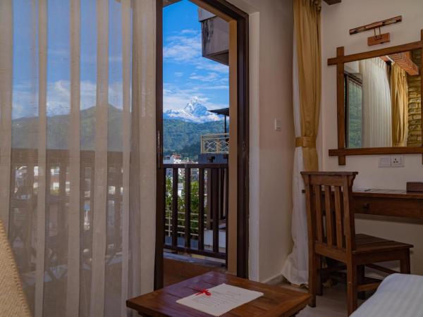 Pokhara Batika : photo 10 de la chambre chambre lit king-size deluxe