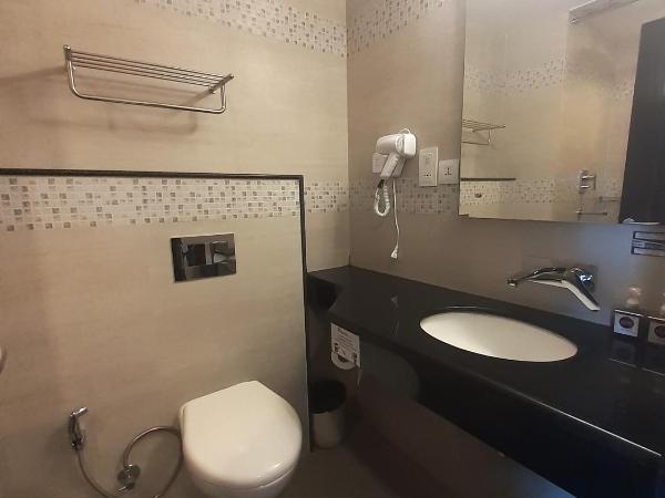 ViaVia Boutique Hotel - Kathmandu : photo 9 de la chambre chambre double ou lits jumeaux avec terrasse