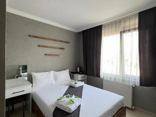 Esen Life OTEL : photo 4 de la chambre chambre double avec salle de bains privative