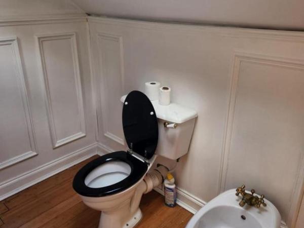 Rainsough Cottage Guest House - Shared Bathroom - Free Parking & WiFi : photo 5 de la chambre chambre double Économique