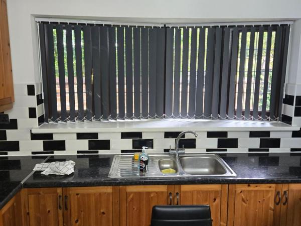 Rainsough Cottage Guest House - Sleeps upto 8 with ensuite - Free Parking & WiFi : photo 10 de la chambre appartement - rez-de-chaussée